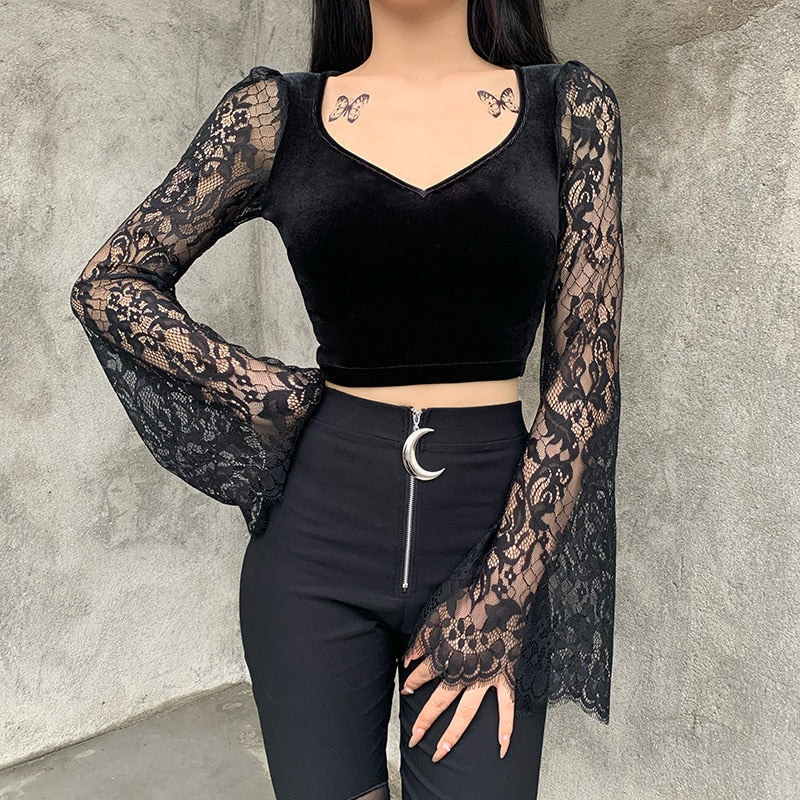 Gbolsos 90s Vintage Velvet Black Crop Top Elegant Lady Lace Flare Sleeve V Neck T-shirt Harajuku Grunge Retro Tees Women Gothic Clothes