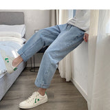 GbolsosMen Vintage Kpop Light Blue Jeans 2021 Mens Casual Streetwear Loose Harem Pants Male Oversized High Waisted Denim Pants
